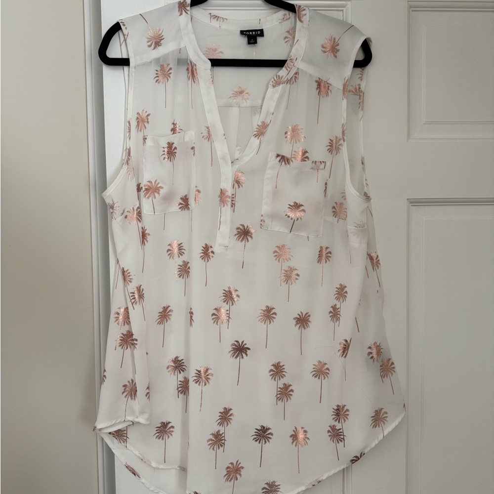Torrid Sleeveless Palm Print Blouse